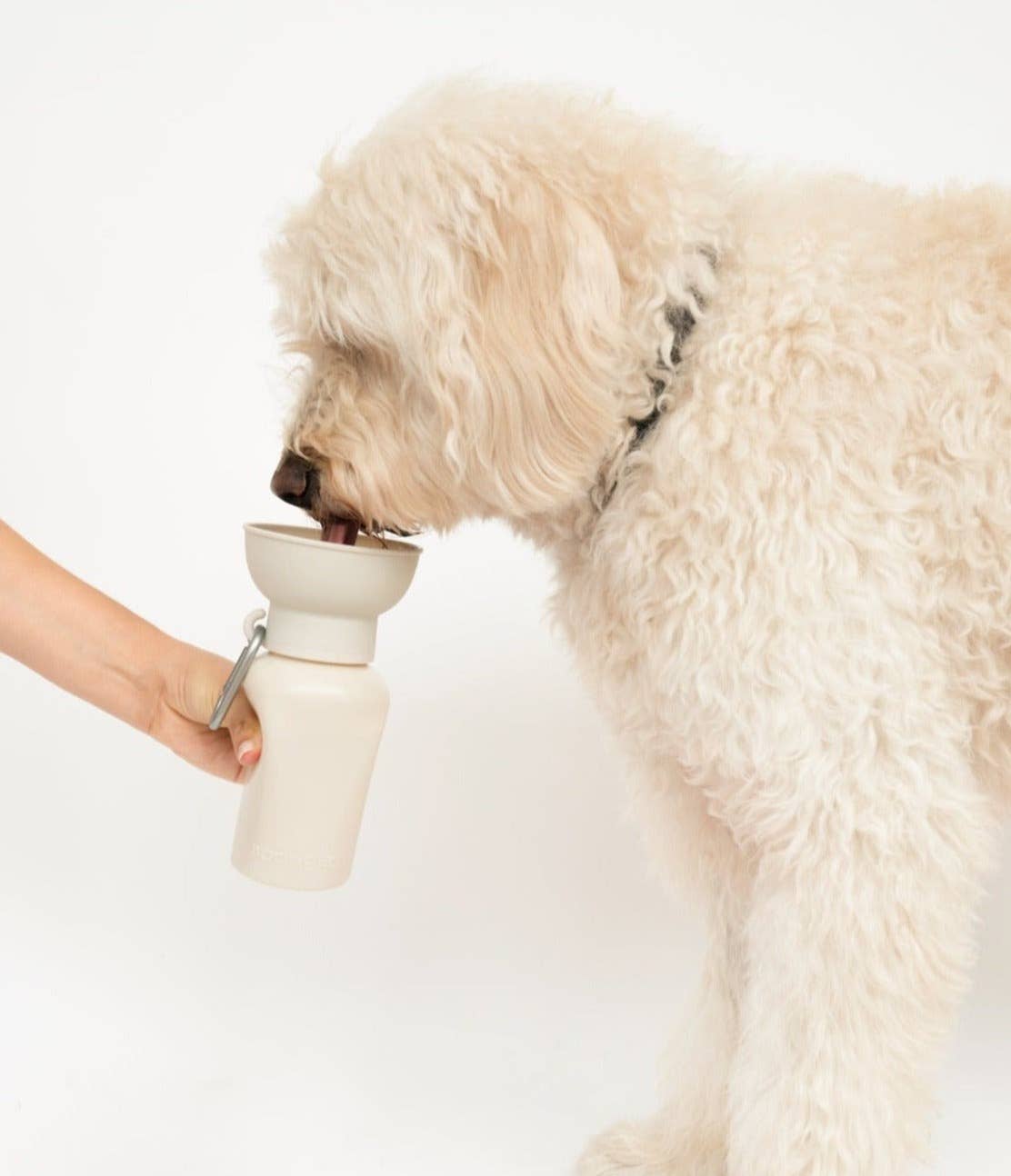 Hundetrinkflasche Flip 0.6L weiss