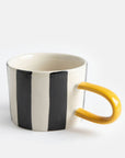 Caroline Gardner Tasse Mono Streifen