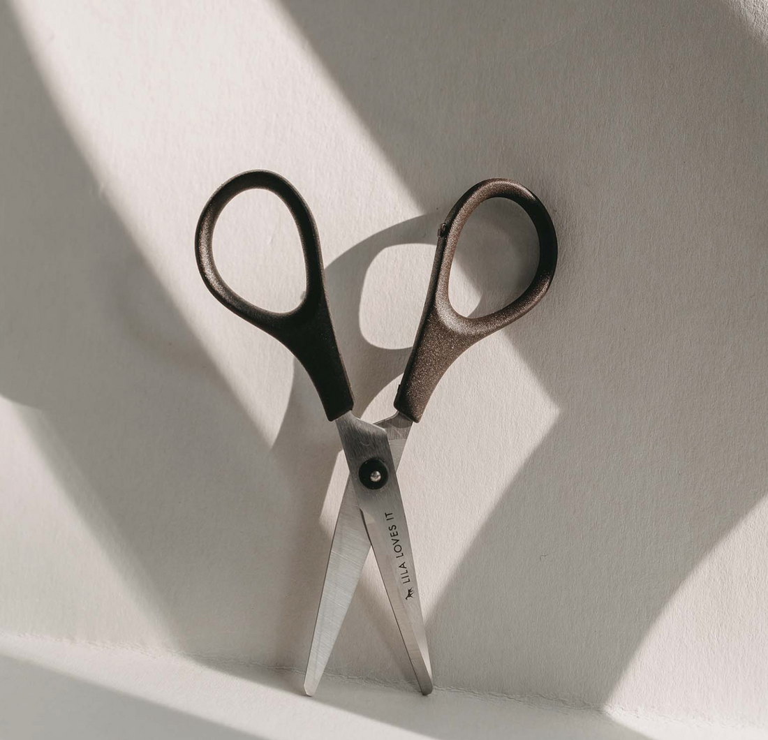 Premium paw scissors