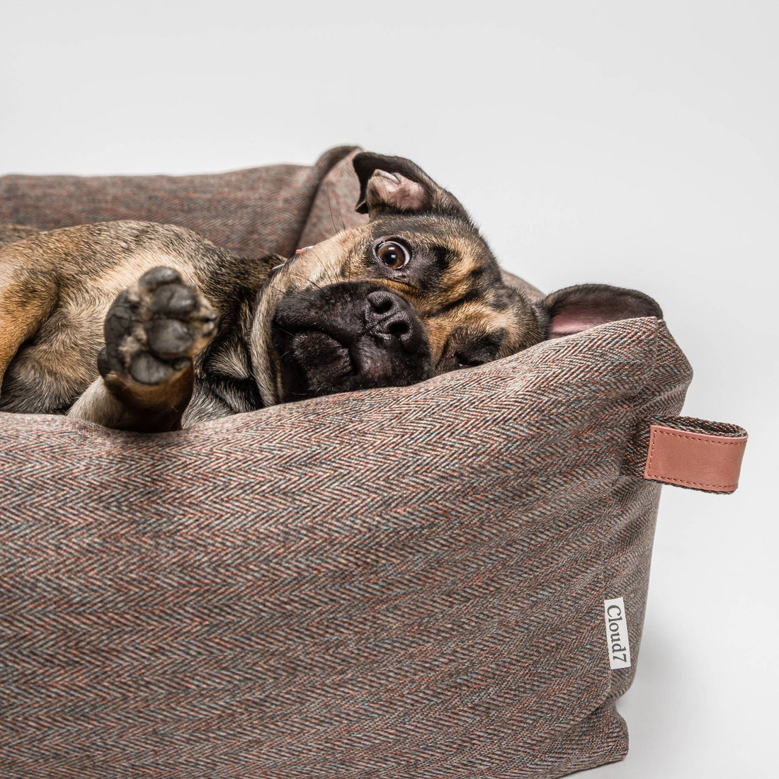 Hundebett Sleepy Herringbone Brown